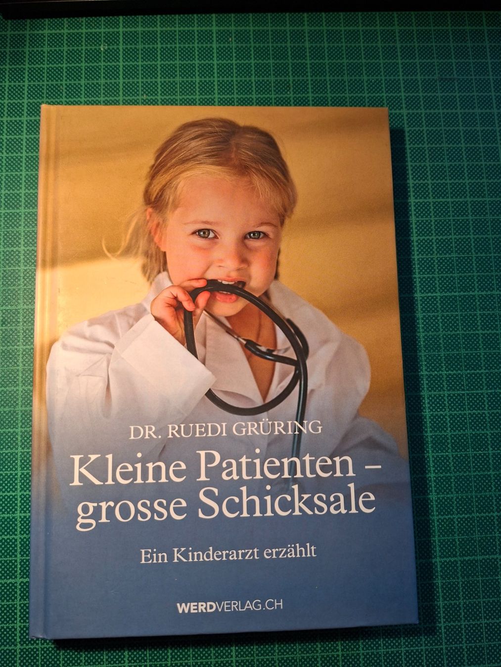 Libri: Kleine Patienten - grosse Schicksale – Usato da Subingen venduto da clabona
