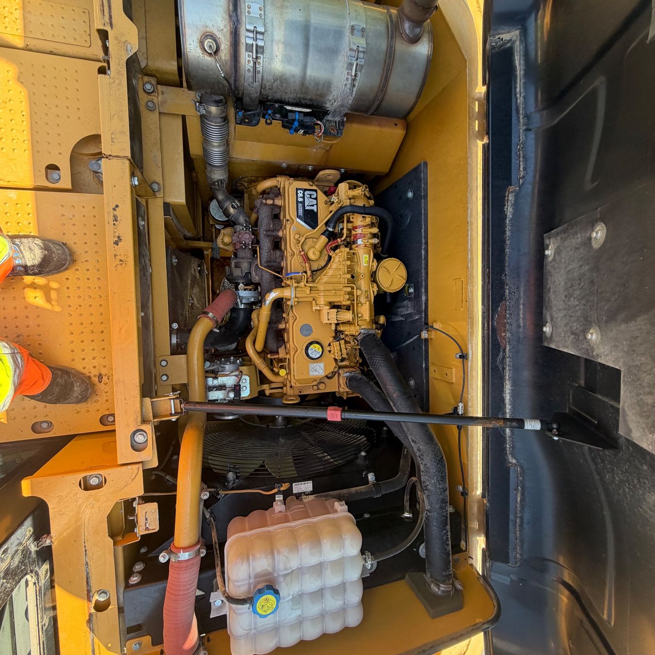 Caterpillar Escavatori: CAT 24Tonnen Bagger OilQuick – Usato da Menziken venduto da TairiBaumaschinen10 8
