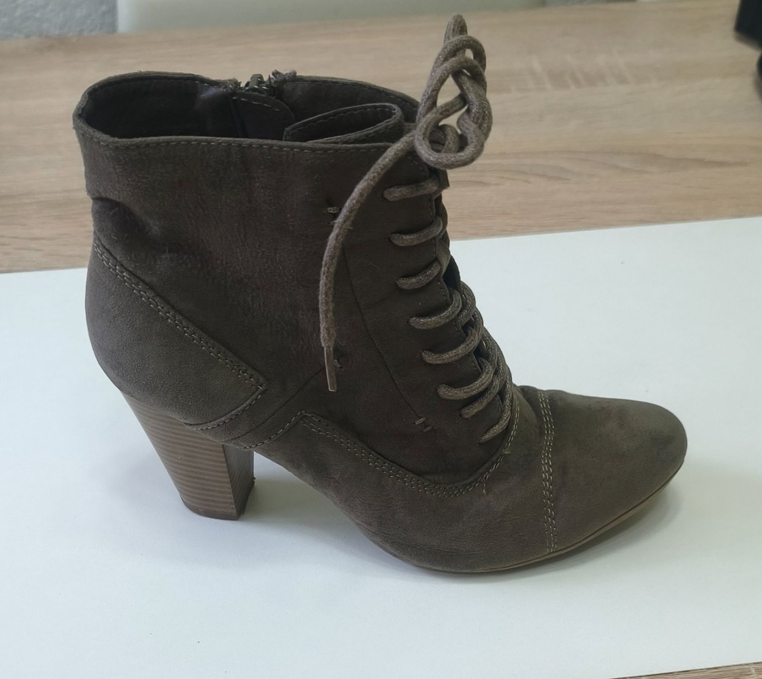 Damenschuhe: BOTTINES GRACELAND – Gebraucht aus Mervelier von ZORHA 1