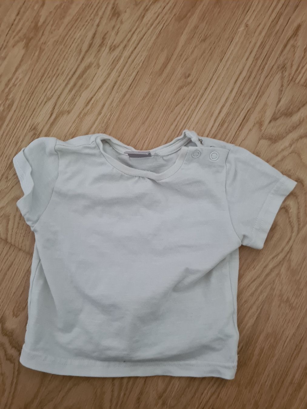 Hemden, Tops & T-Shirts: Kinder T-Shirt Grösse 56  – Gebraucht aus Horw von Mirii91