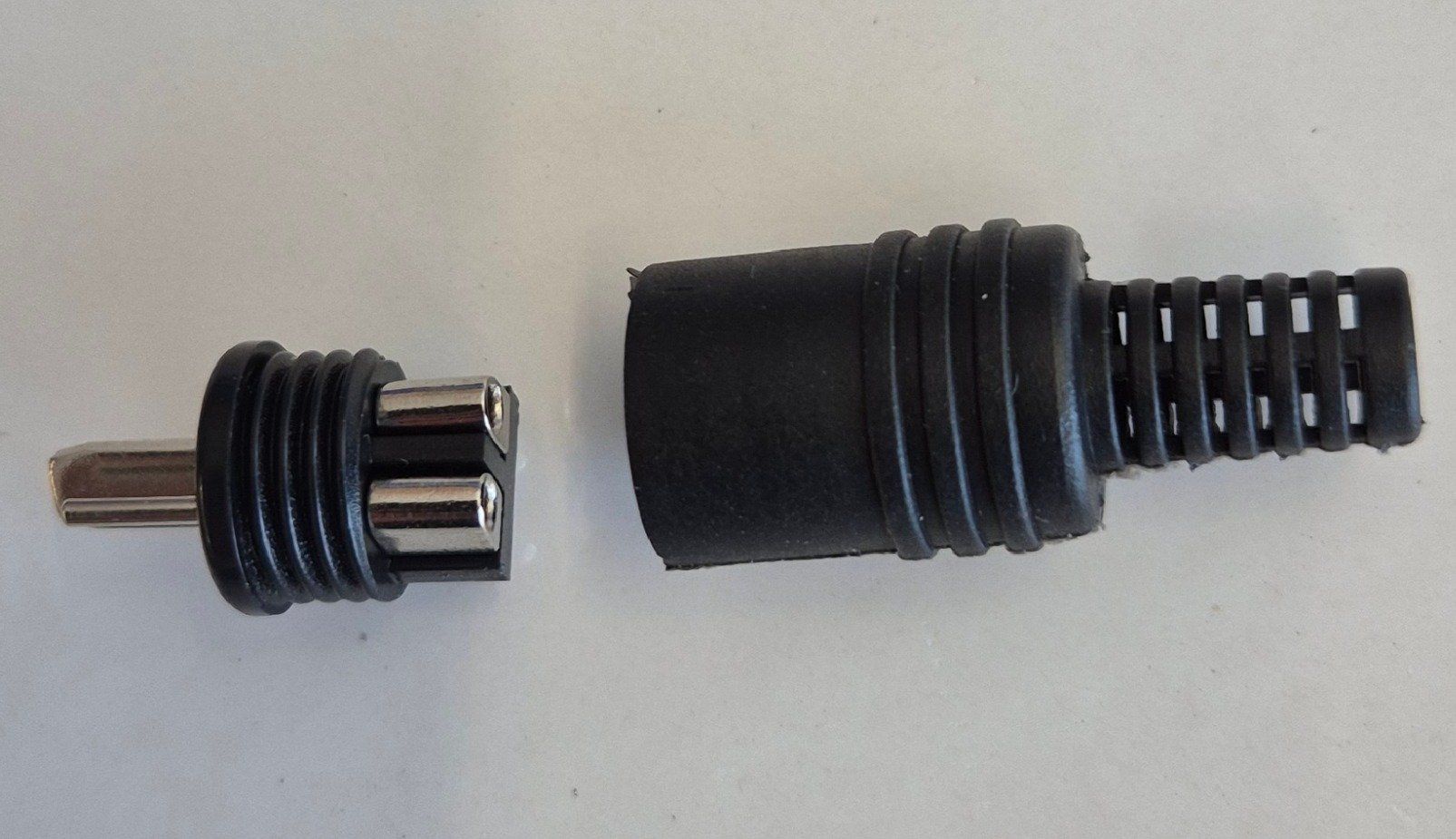 Elektronikbauteile: Lautsprecher Stecker 80 Stück – Neu und originalverpackt aus Ebikon von Dan40 2