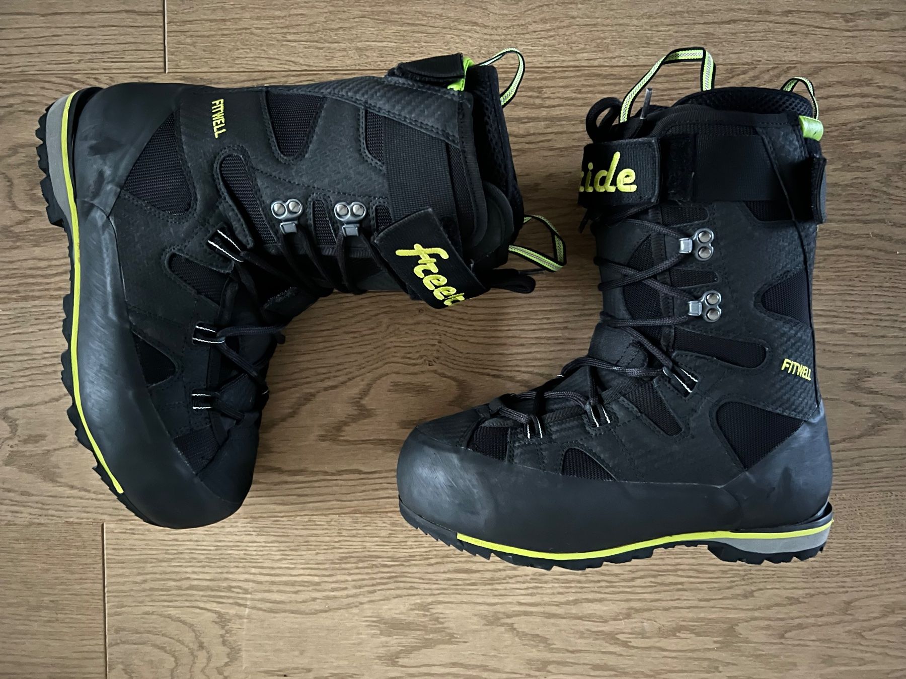 Scarpe da uomo: Snowboardboot Fitwell Freeride Splitboard – Usato da Bern venduto da Sushi_united 2