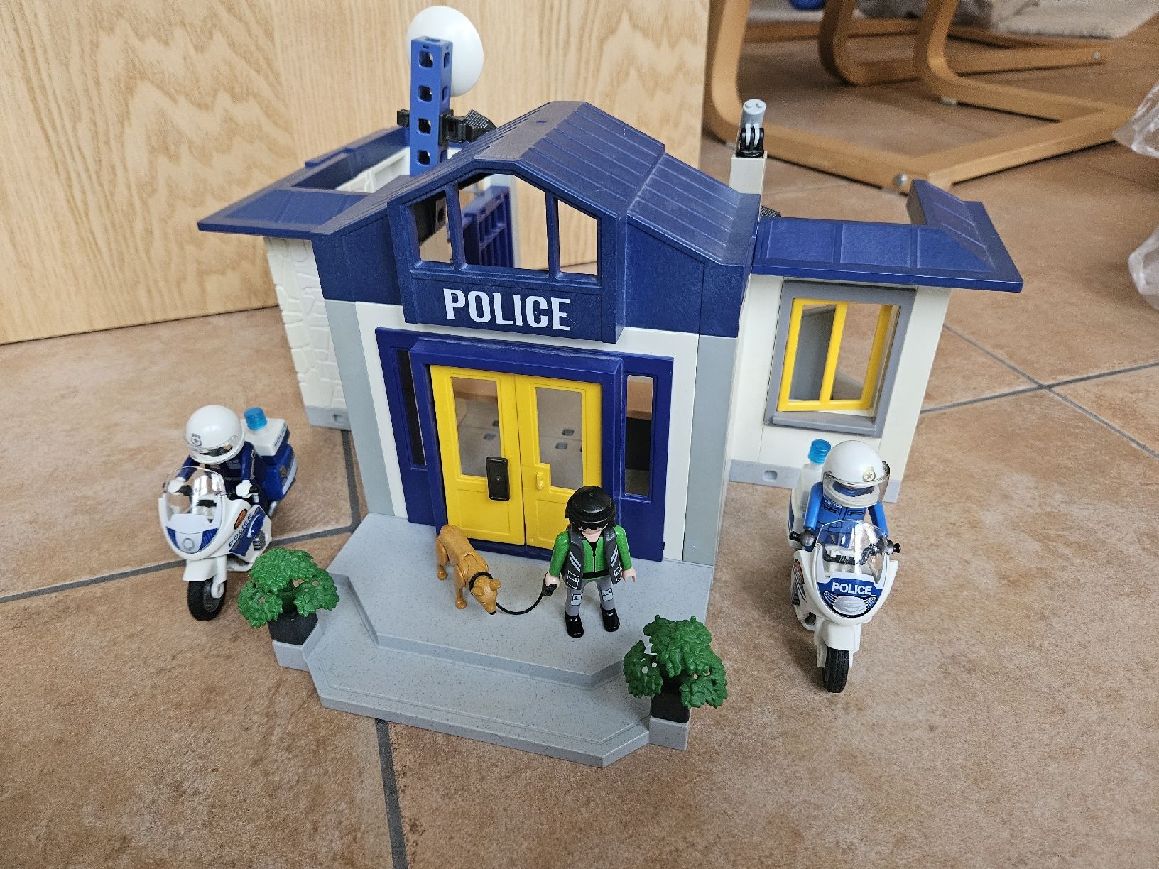Playmobil Jouets: Playmobil Polizeistation – D'occasion à Andelfingen par Zimt01 1