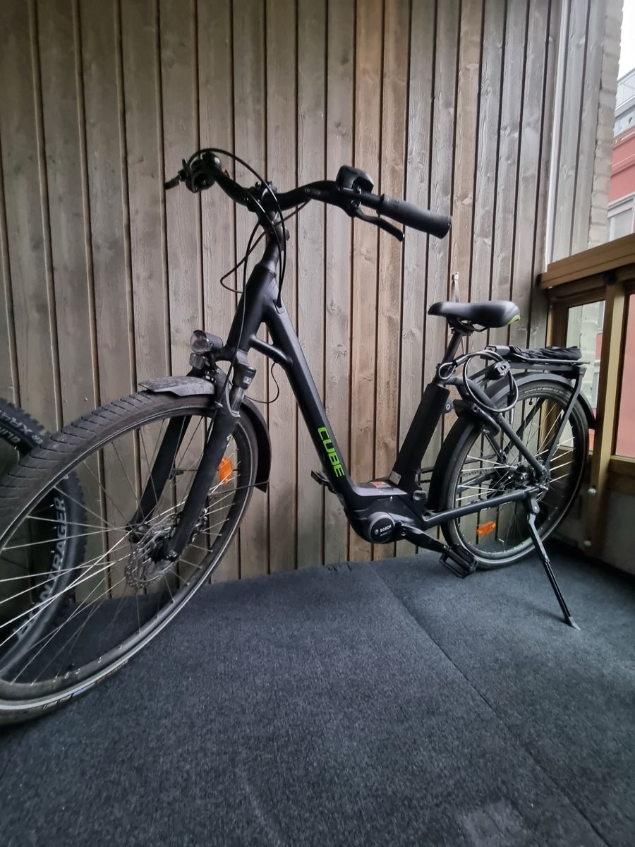 Cube Biciclette: Cube Town Hybrid ONE Nexus A400 21 size Small e-veil – Usato da Zürich venduto da pat_zbj7