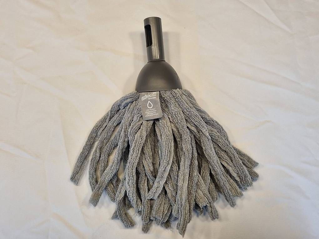 Miobrill Sonstige Reinigungsgeräte: Migros Miobrill Set - Mop & Auspresser – Gebraucht aus Allschwil von BiHoh 1