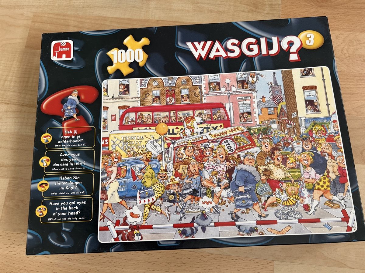 Wasgij Puzzle: Wasgij Puzzle Nr. 3 – Usato da Winterthur venduto da simi82