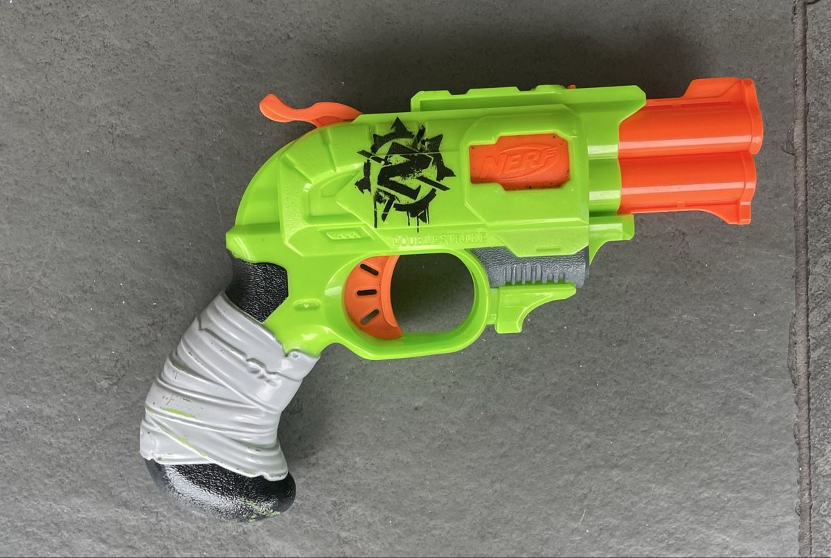 Nerf Giocattoli: Nerf Double Strike – Usato da Zollikon venduto da yul_5wgc