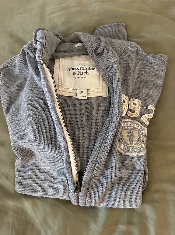 Maglioni & Felpe: abercrombie&fitch m pullover – Usato da flurlingen venduto da meierm30 2