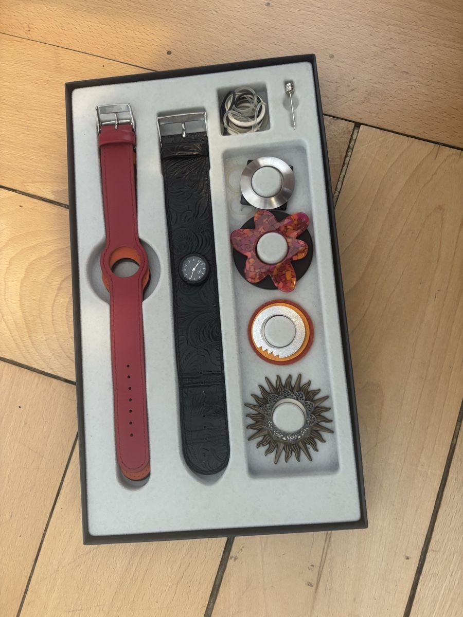 Montres: Deja Vu • Wechseluhr  – D'occasion à Zürich par zh_2023