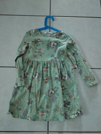Kleid 122/128