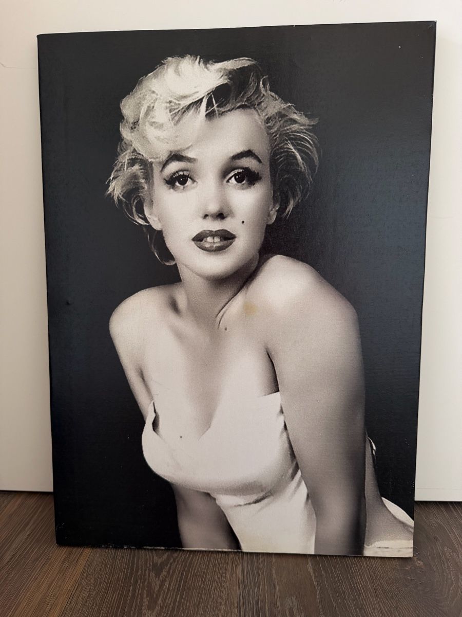 Foto & Immagini: Marilyn Monroe – Usato da Wettswil venduto da Timgstaad 2