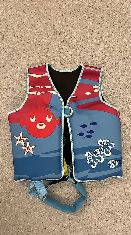Gilets de sauvetage: Schwimmweste Kids 3-8 – D'occasion à Maienfeld par johnfrusciante