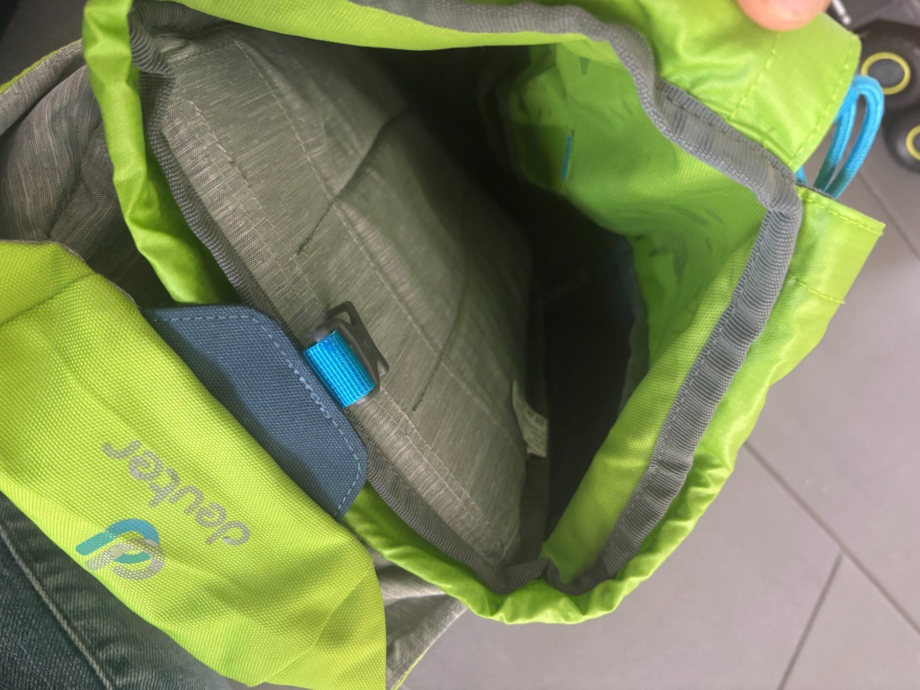 Deuter Borse & Zaini: Deuter Kinderrucksack – Usato da Stüsslingen venduto da ascabatjo 2