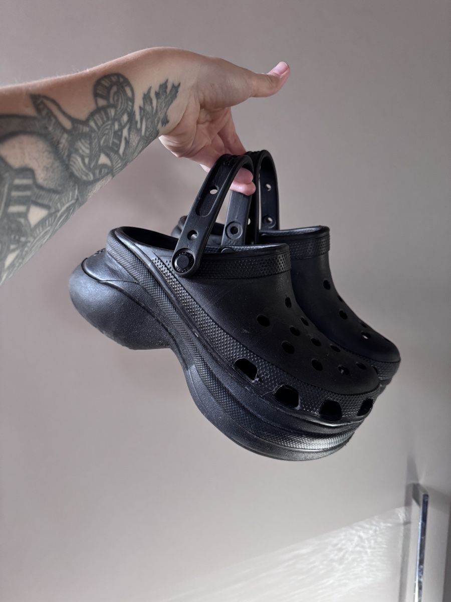 Damenschuhe:     Classic Bae Clog – Gebraucht aus Brunnadern von kos_w782 1