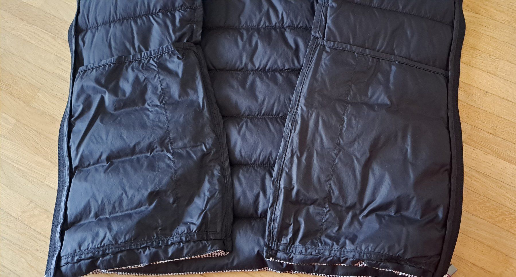 Gilets & Westen: Doudoune légère sans manches – Neu (gemäss Beschreibung) aus Le Mont-sur-Lausanne von olatiu 4