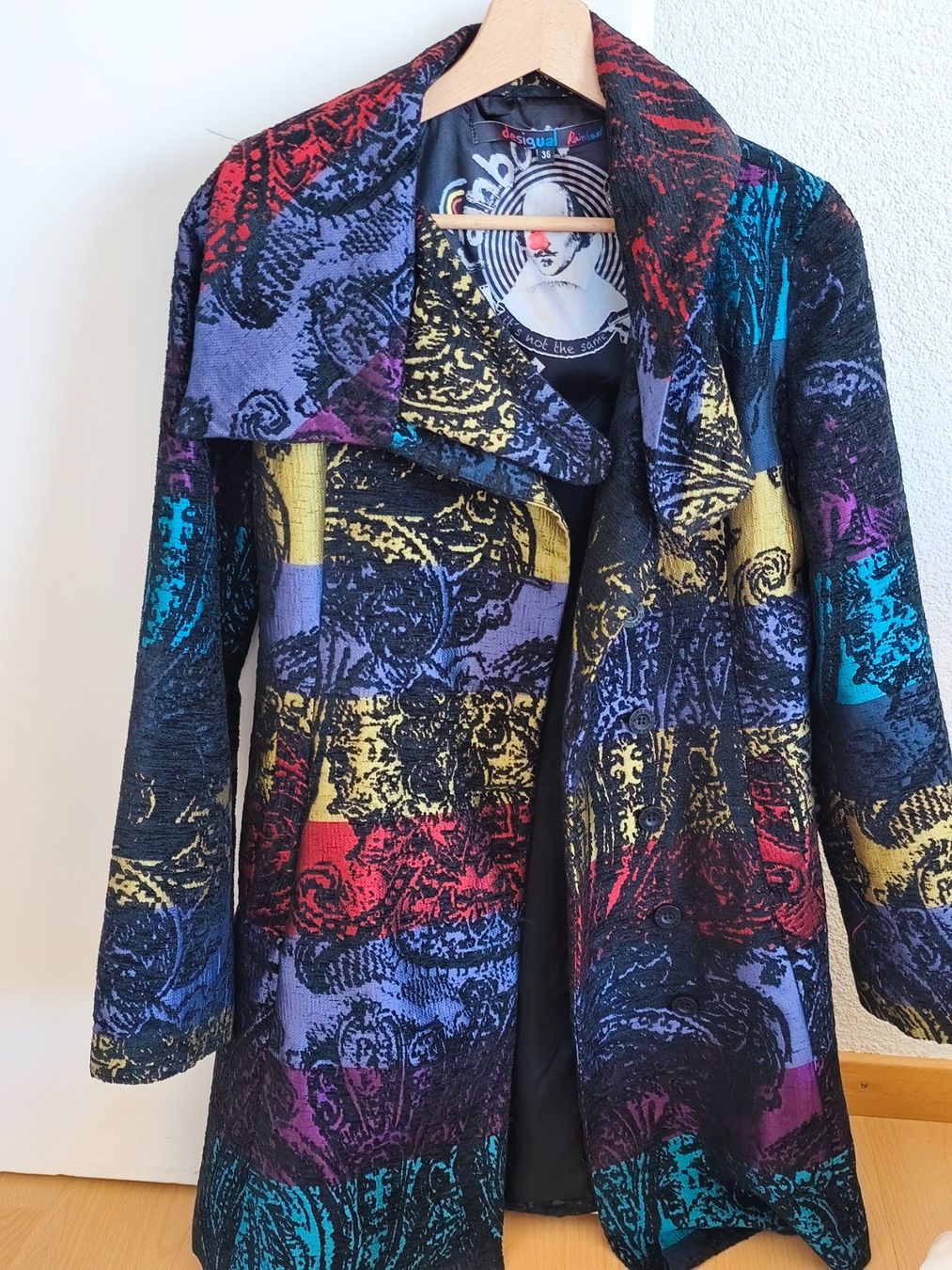 Desigual Cappotti: Desigual Mantel 36 Damen – Usato da Grenchen venduto da pristavu_mihnea