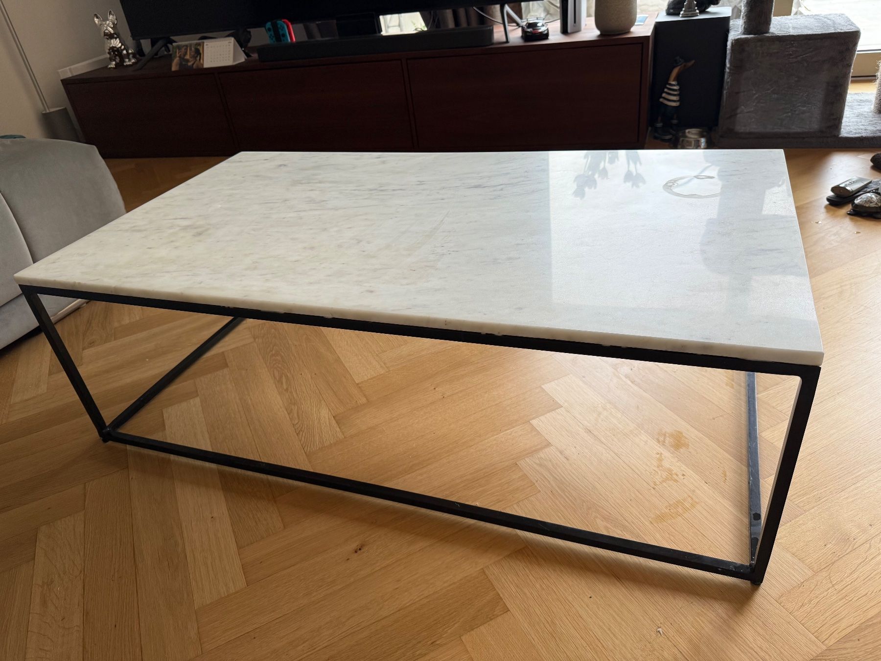 Maisons du monde Tavoli: Eleganter Marmor Couchtisch – Usato da Meilen venduto da sth_2xyl 4