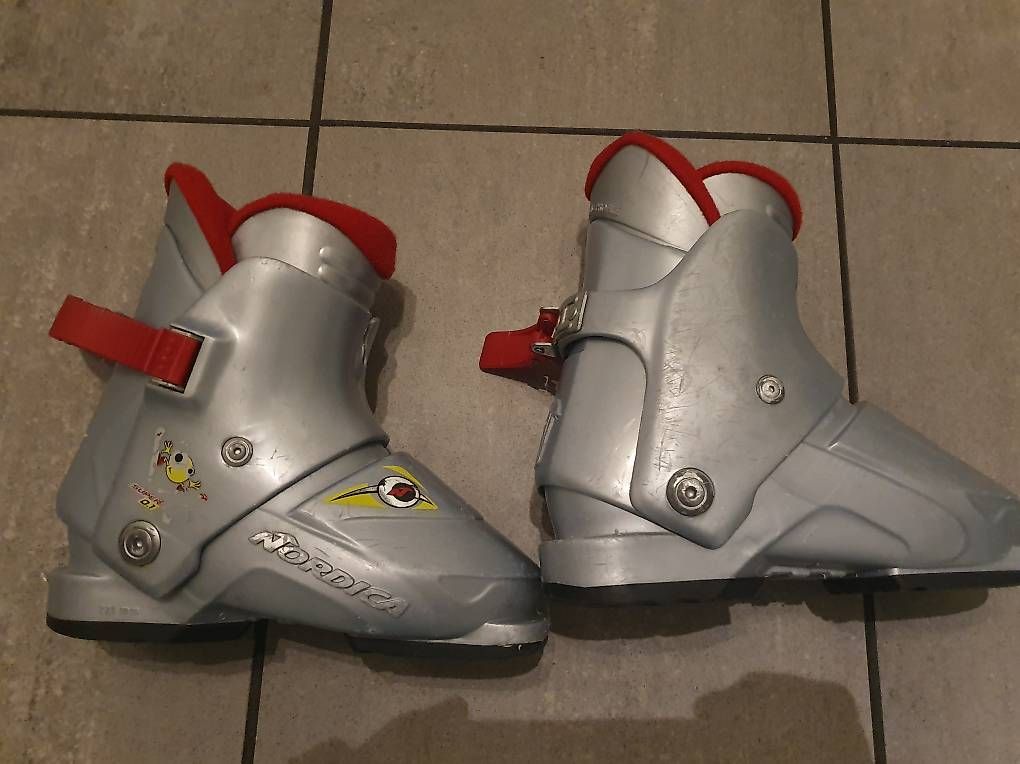 Scarpe per ragazzi: Skischuhe - 221mm – Usato da Zürich venduto da clements_peter 2
