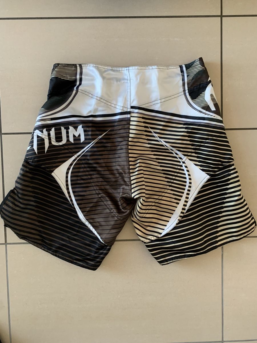 Pantaloni: Pantaloncini da boxe Venom taglia M – Usato da Rancate venduto da jsp_rwb6 1