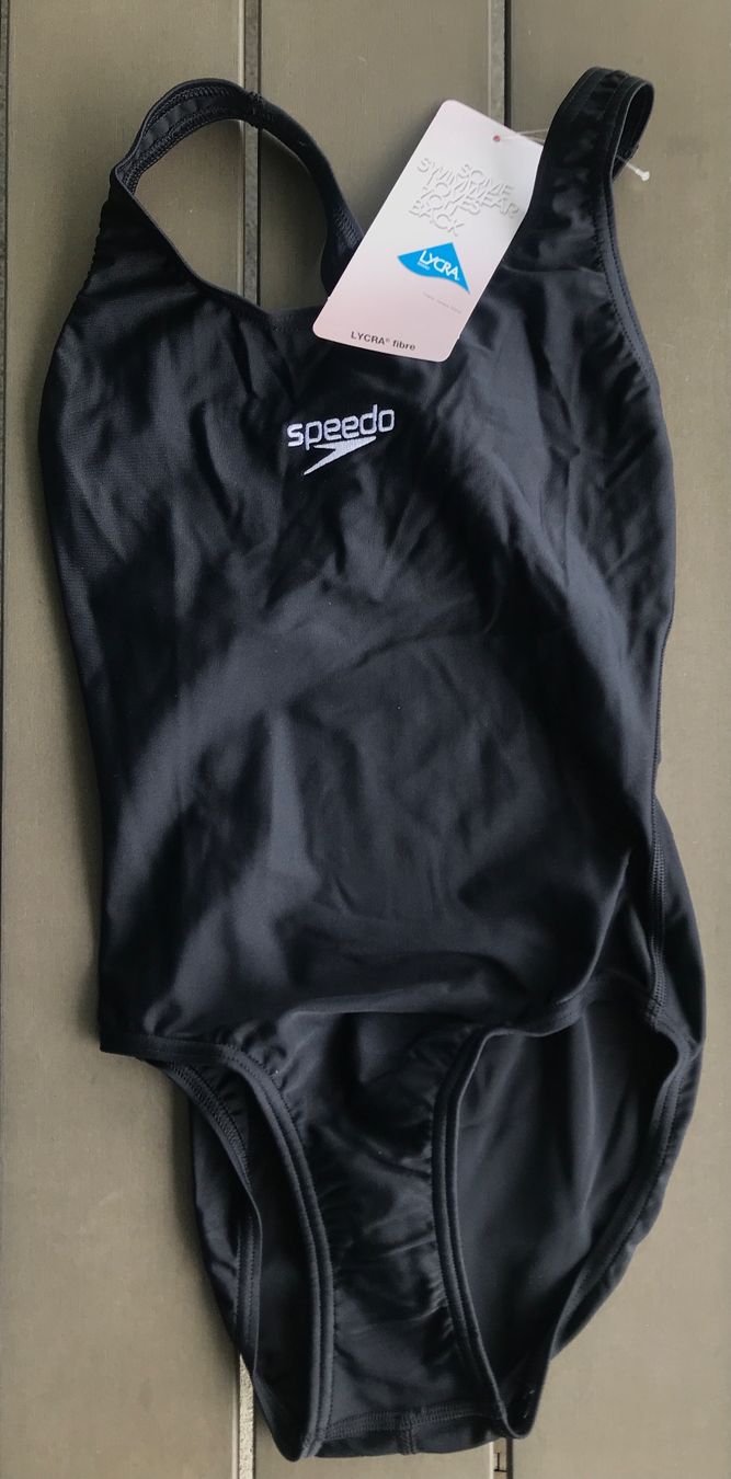 Speedo Costumi da bagno & Bikini: Badekleid Speedo Endurance, Gr. 152, schwarz – Nuovo e nell'imballaggio originale da Ebnat-Kappel venduto da Molton 3