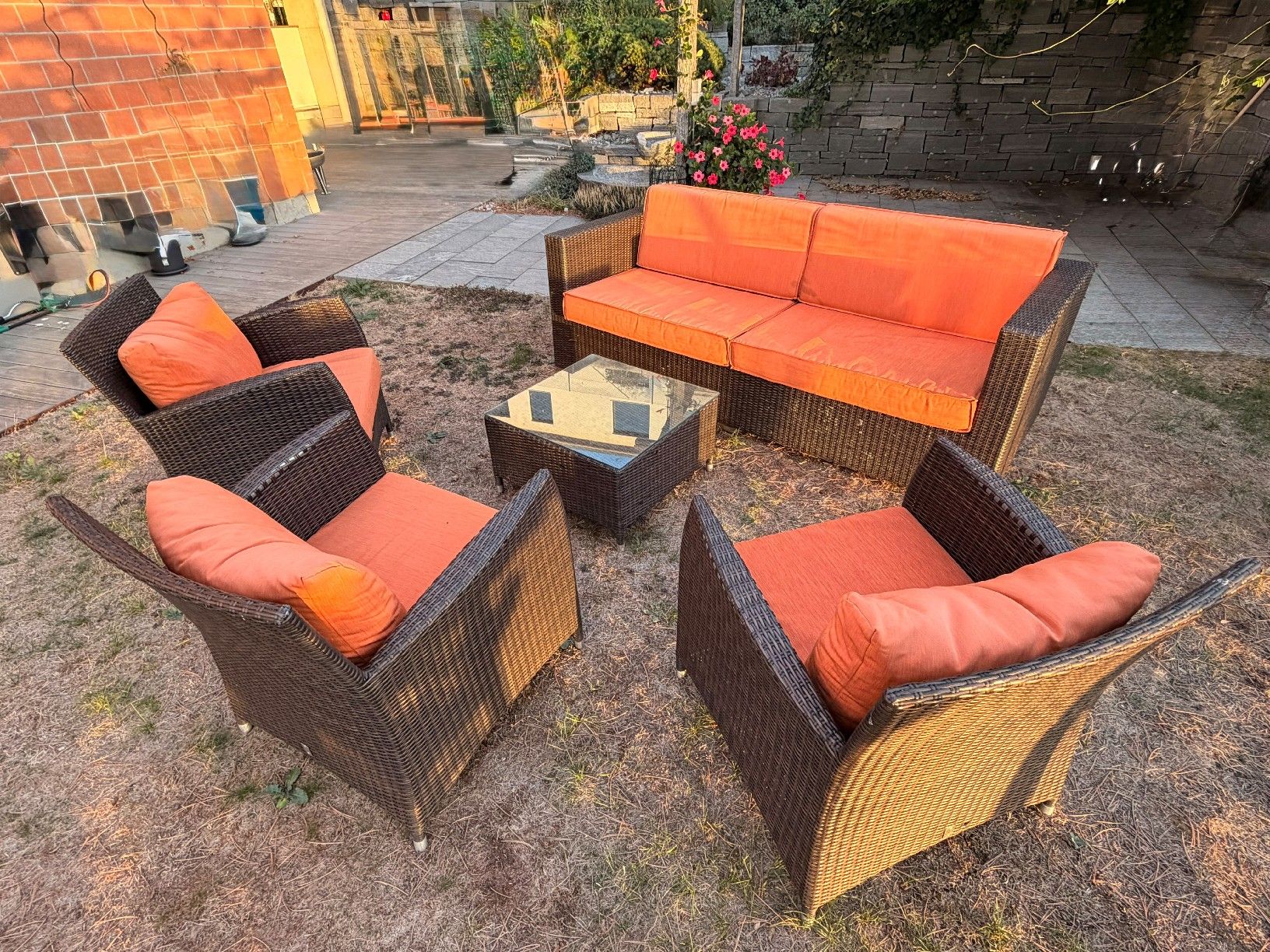 Sofas: Rattan Lounge – Gebraucht aus Lampenberg von NicoleHunziker