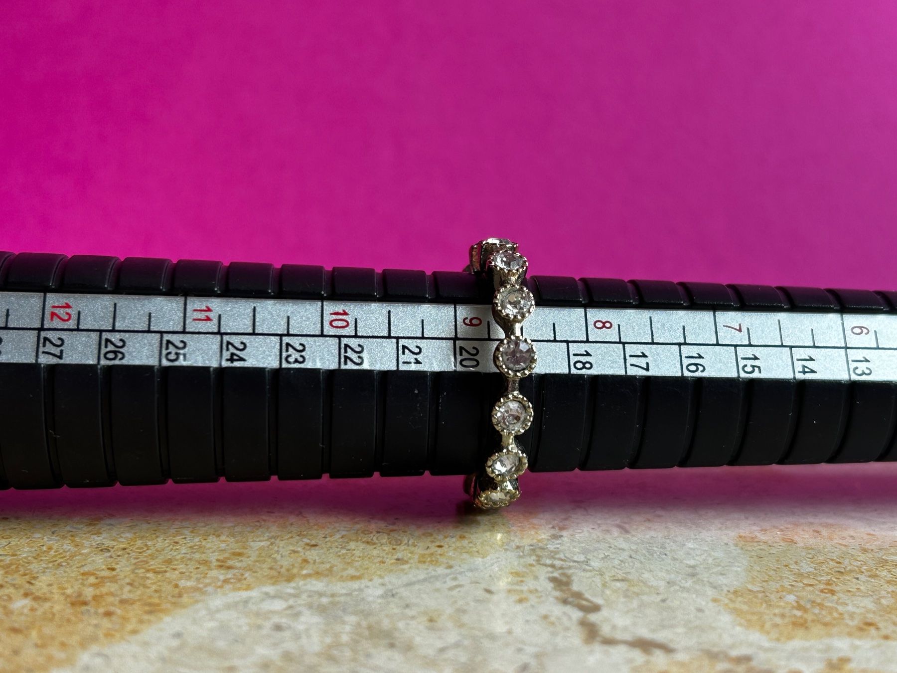 Ringe: Fingerring mit weissen Strasssteinen (61) – Gebraucht aus Laufen von Bellavitaboom 3