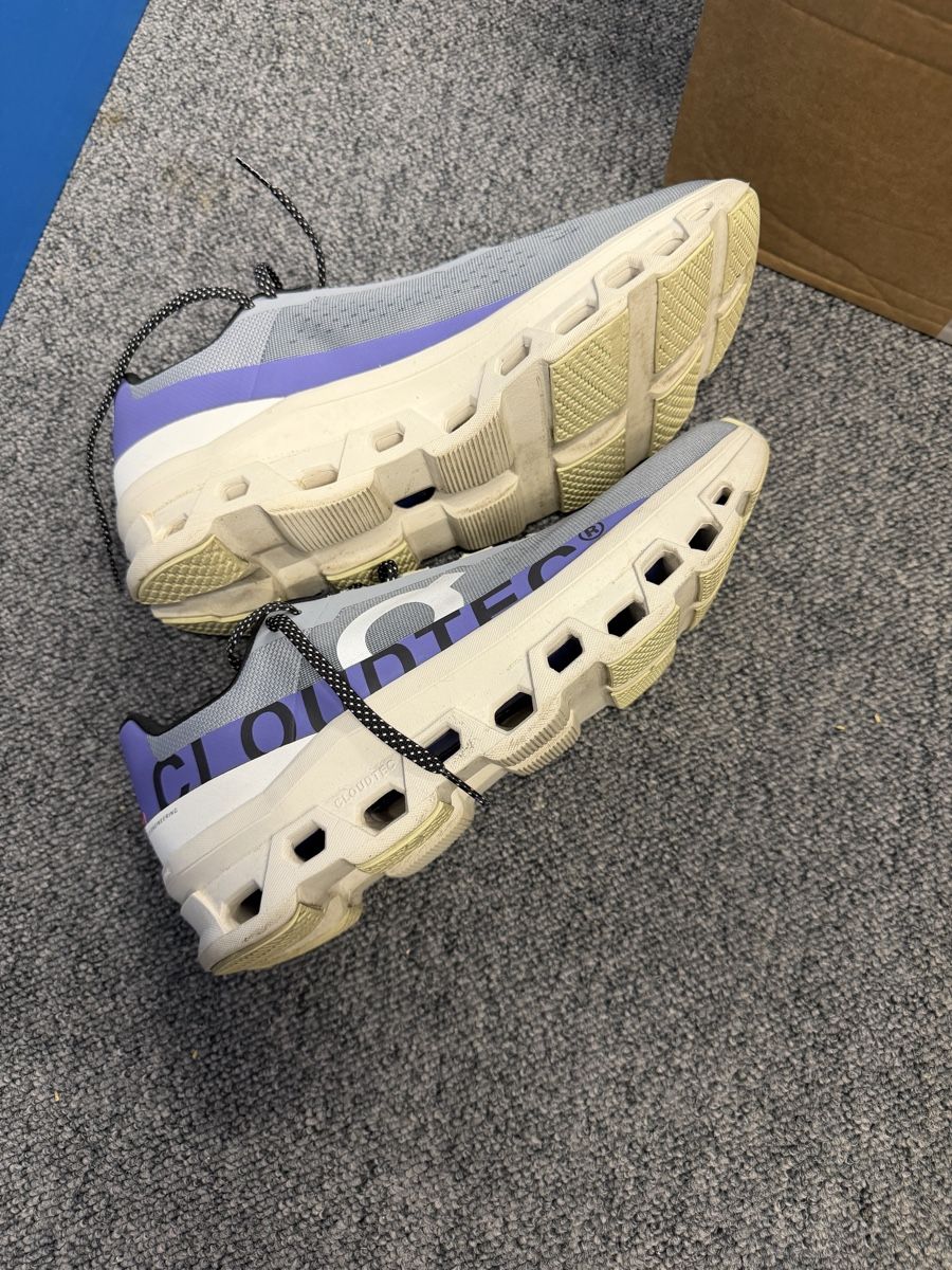 On Chaussures hommes: On Cloudmonster 1  – D'occasion à Uster par sneakerchris2001 1