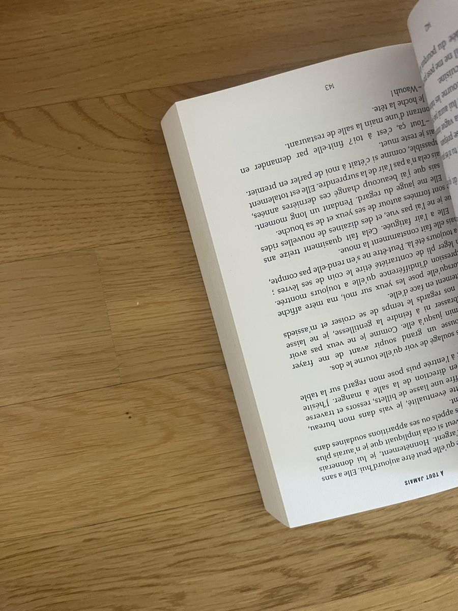 Libri: Livre - à tout jamais  – Usato da Fribourg venduto da aursvyn 2