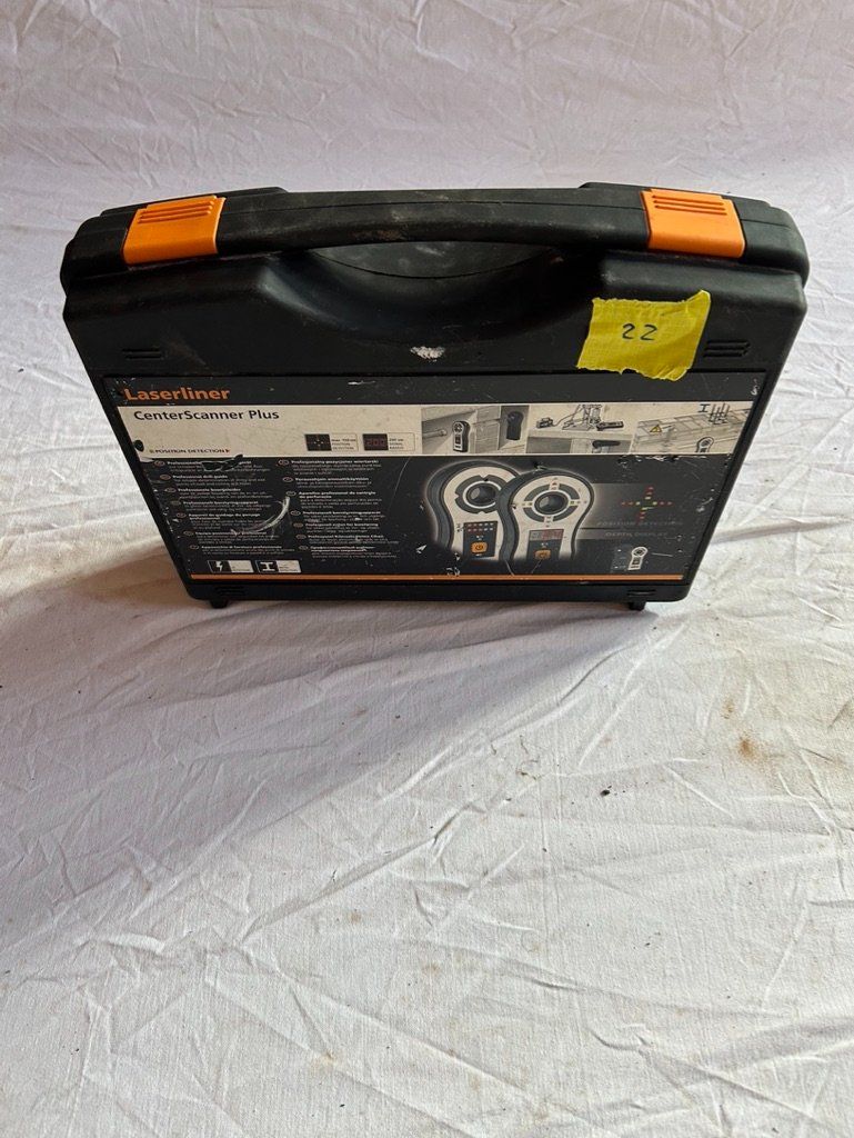 Laserliner Misurare: Laser Liner Center Scanner Plus perçage mur – Usato da Ste-Croix venduto da ana_m6yk 1