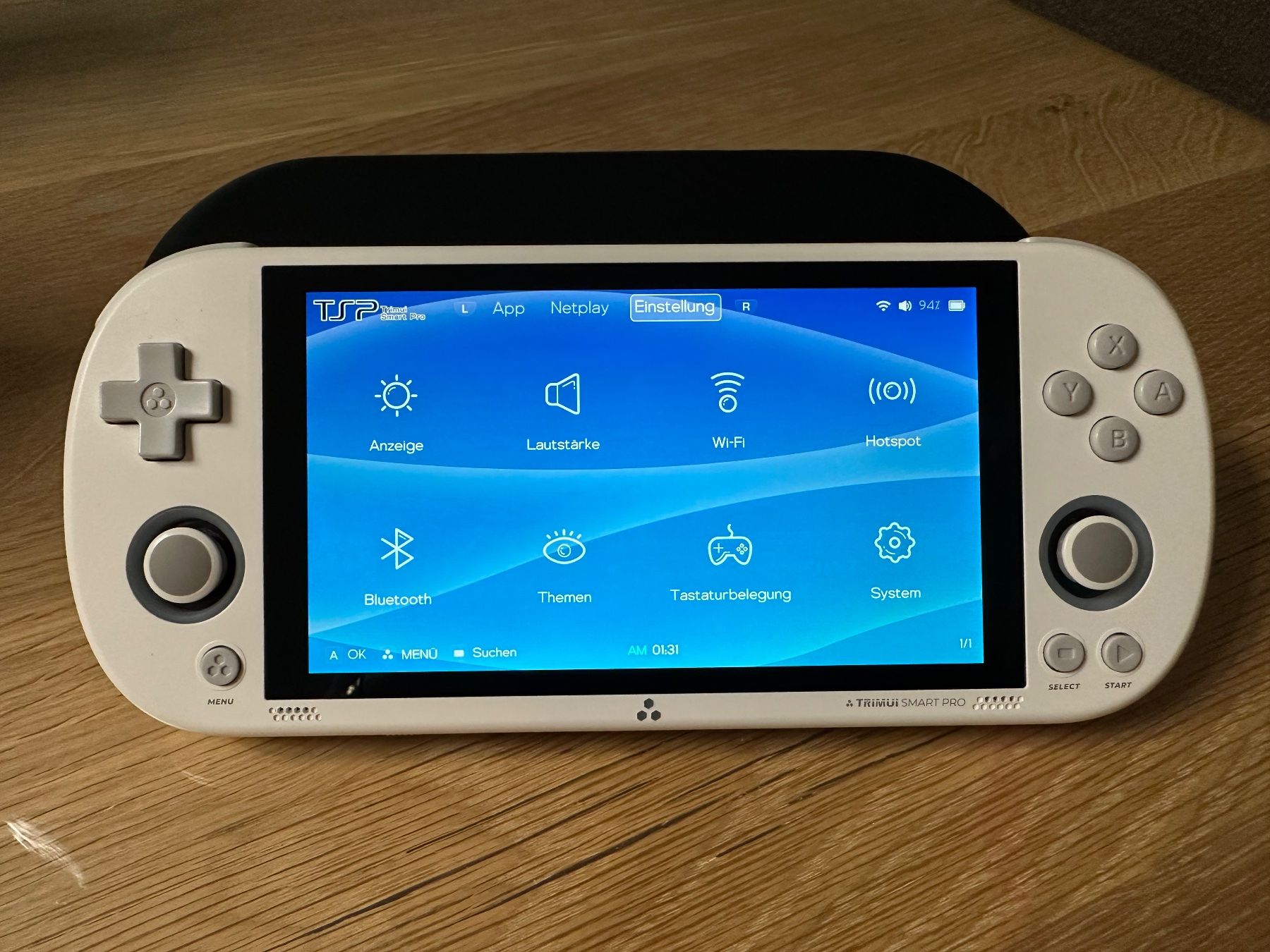 Konsolen: Handheld TrimUI Smart Pro + Case – Neu (gemäss Beschreibung) aus Siggenthal Station von DynamicLight 2