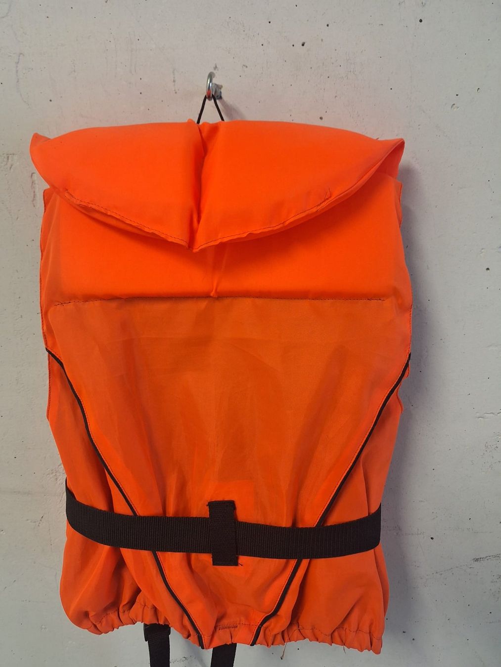 Giubbotti di salvataggio: 2 Schwimmwesten / Rettungswesten Kinder – Usato da Lachen SZ venduto da arm_88pw 5