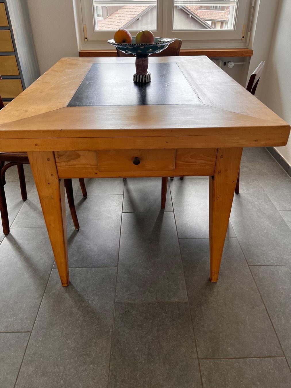 Tische: Schöner Biedermeier Schiefertisch – Gebraucht aus Eschenbach SG von Faetzi11