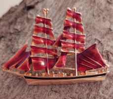 Rote Segelschiff Brosche