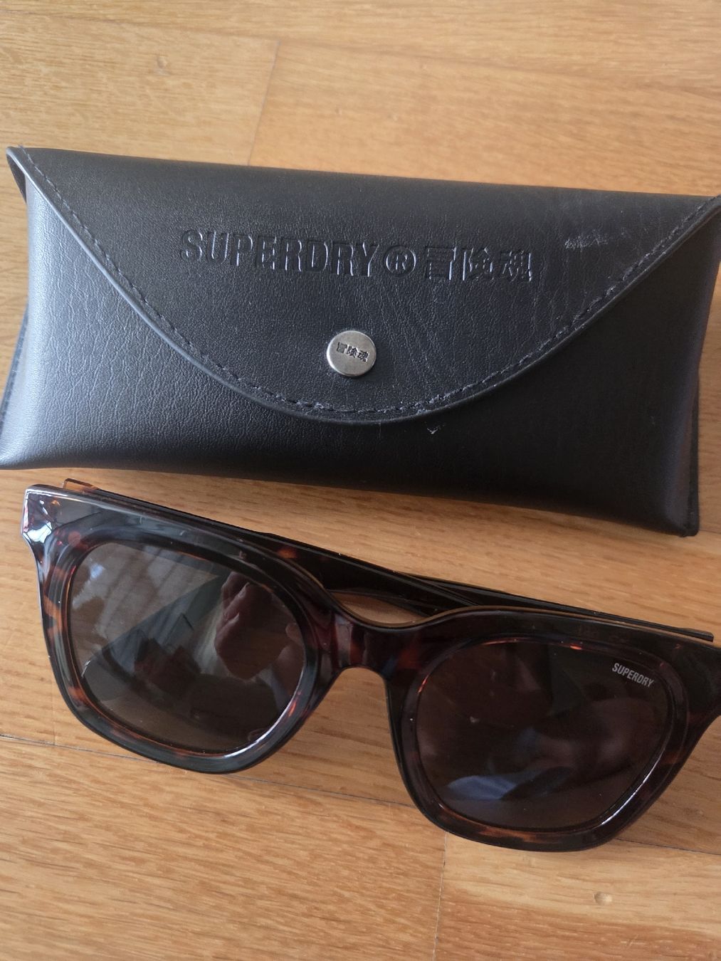 Superdry Lunettes & Verres: Superdry Sonnenbrille  – D'occasion à Port par Darialina 2