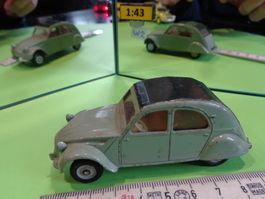 Citroen 2 CV  1:43 (ohne Box) Dinky No.558 FR   > (H8)