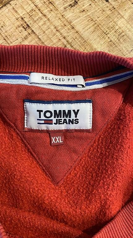 Maglioni & Felpe: Original Tommy Jeans Sweater – Usato da Bischofszell venduto da con_pgs9 2