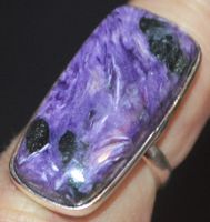 Ring L-2657 – Natürlicher Charoit - 16mm Innendurchmesser