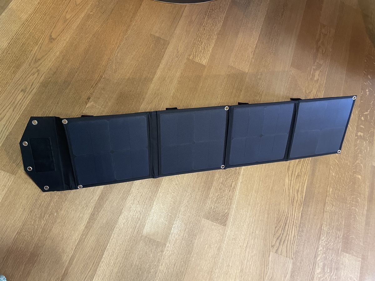 Solargeräte und Solarprodukte: Mobiles Solarpanel – Gebraucht aus Winterthur von lue_sqt9