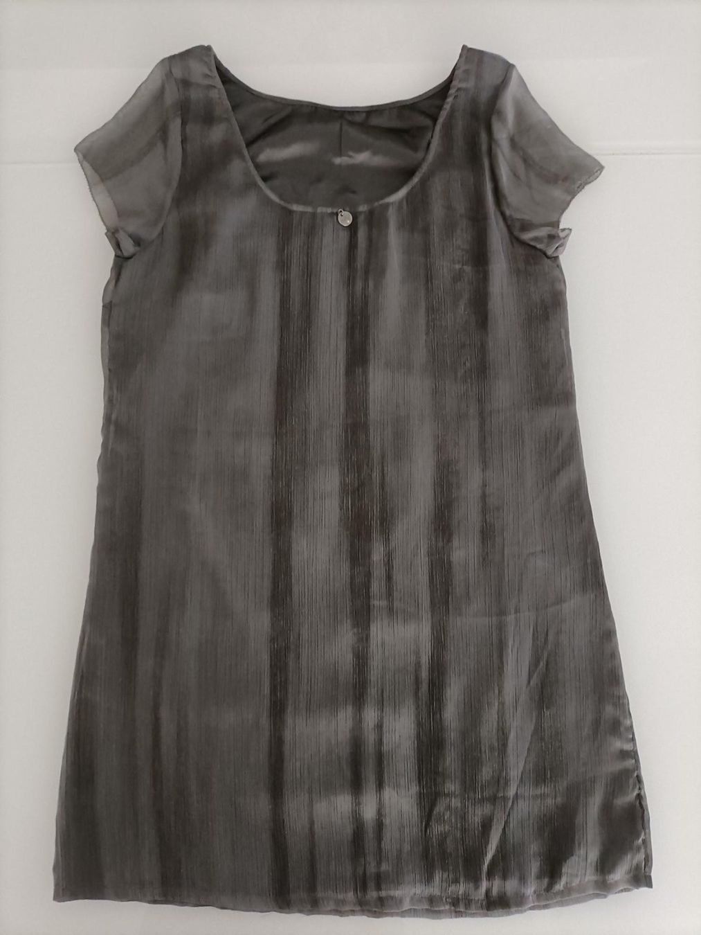 Guess Kleider: Kleid von Guess, M – Gebraucht aus Obergösgen von js9_h6hp 2