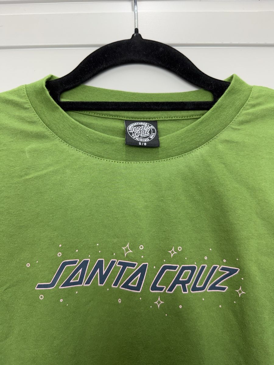 T-Shirts: Brand new Santa Cruz tee – Gebraucht aus Lausanne von Unehistoiredesapes 1