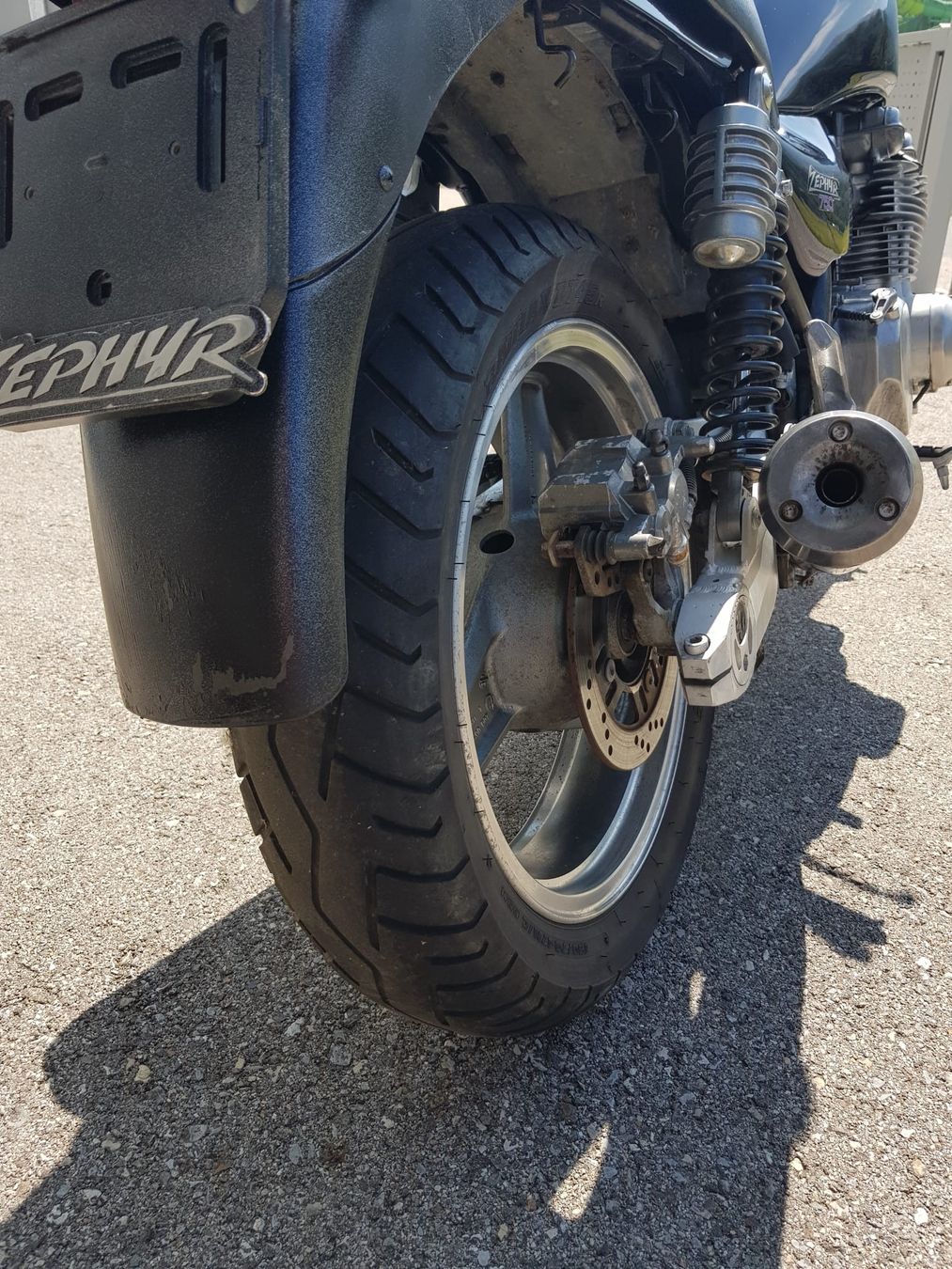 Kawasaki Strada: moto Kawasaki Zephyr750 – Usato da Lugano venduto da Bernardino04 2