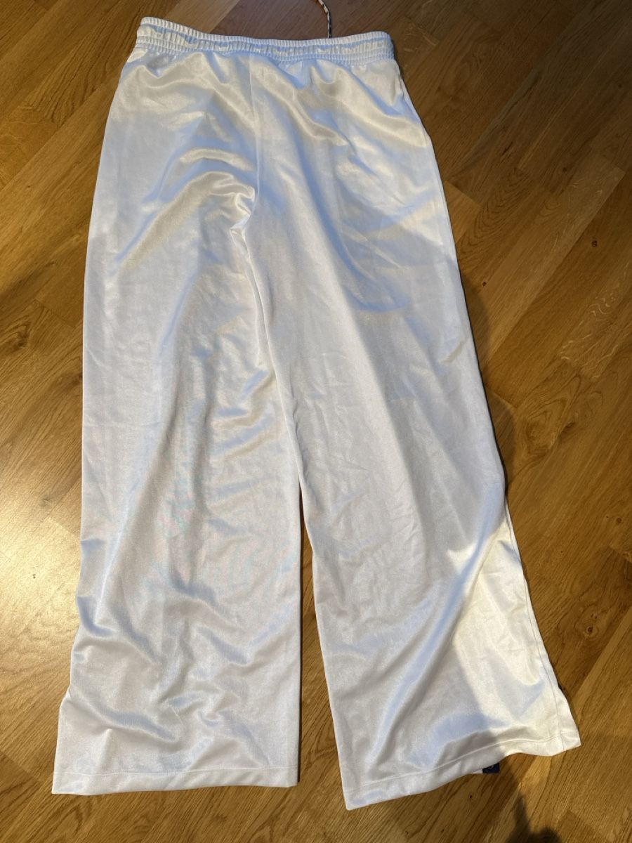 Champion Hosen: Trainerhose – Neu (gemäss Beschreibung) aus Kriens von g_b_mk7j 7