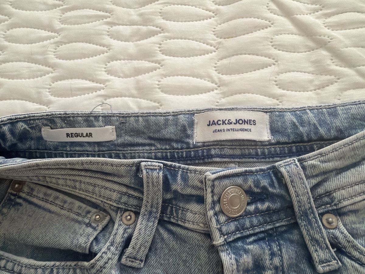 Jack & Jones Jeans: Jack & Jones Jeans Shorts – Usato da Kriens venduto da Bergstern86 1