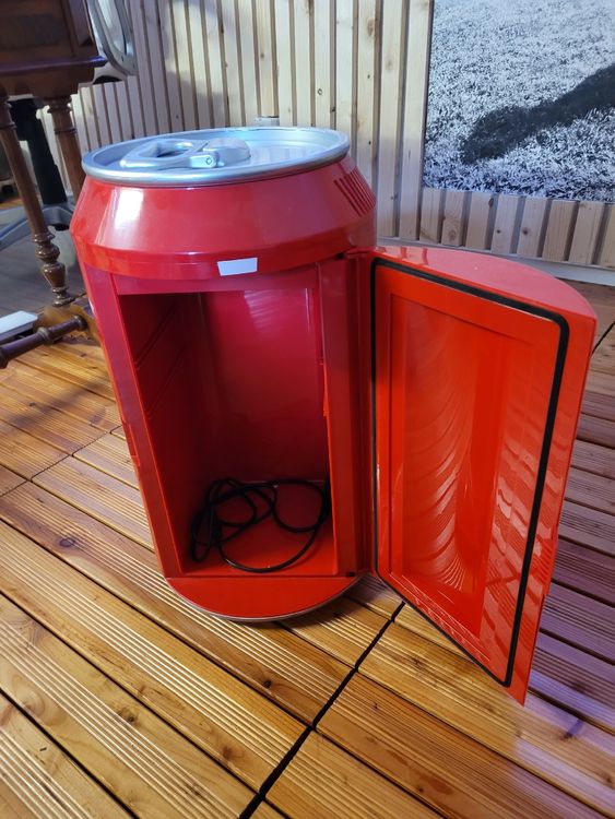 Mini frigo Coca-Cola a forma di lattina, capacità 9.5 litri