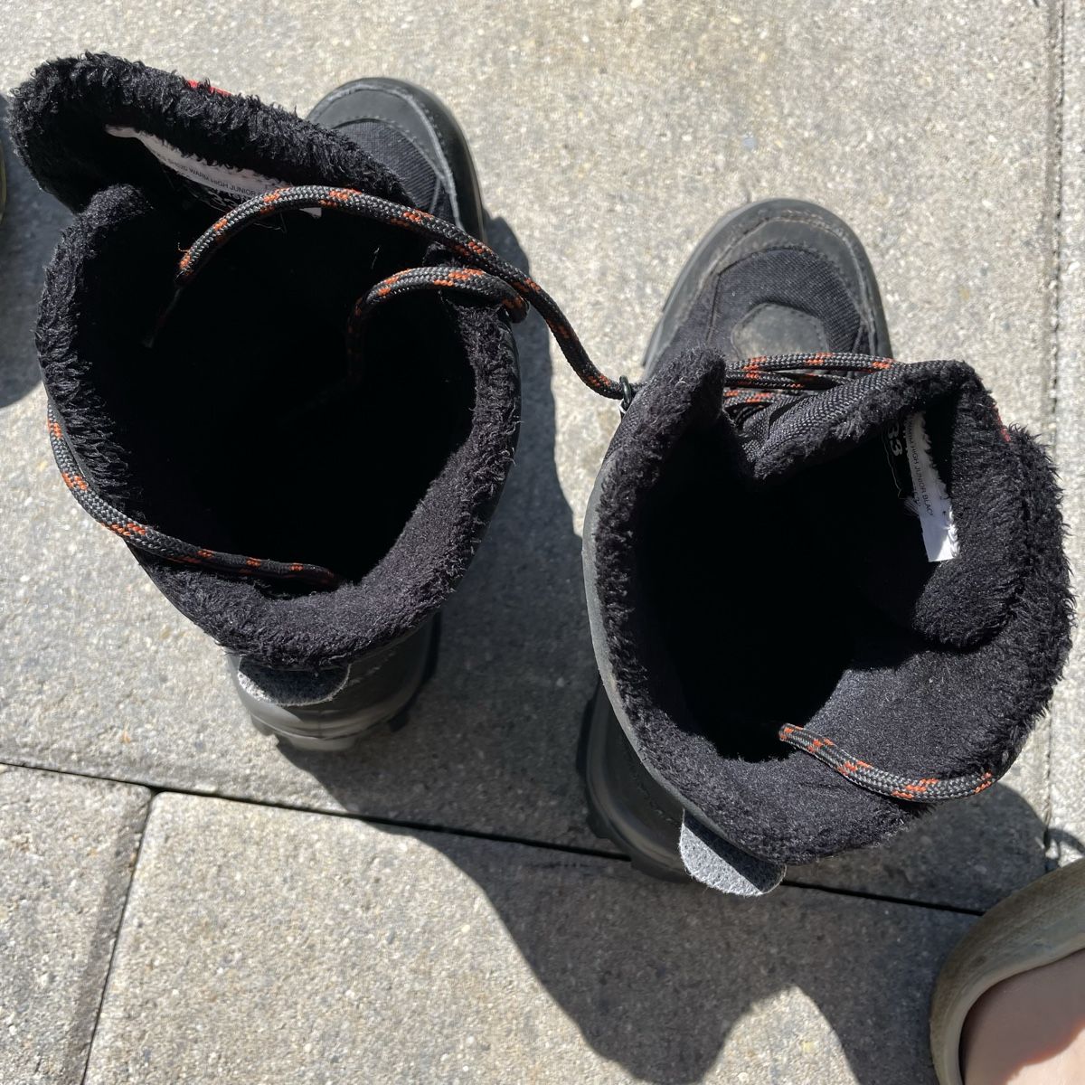 Scarpe per ragazzi: 2 Paar Wanderschuhe 33  – Usato da Oetwil am See venduto da mar_t7ct 7