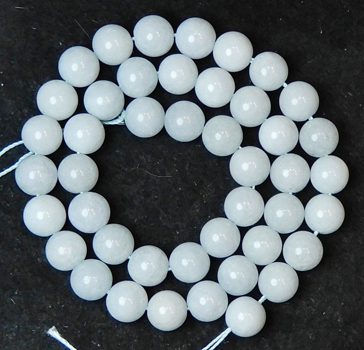 Catenine: 1 Strang echte unbehandelte Chalcedon Perlen 8mm – Nuovo (secondo la descrizione) da Müllheim Dorf venduto da GUENI01