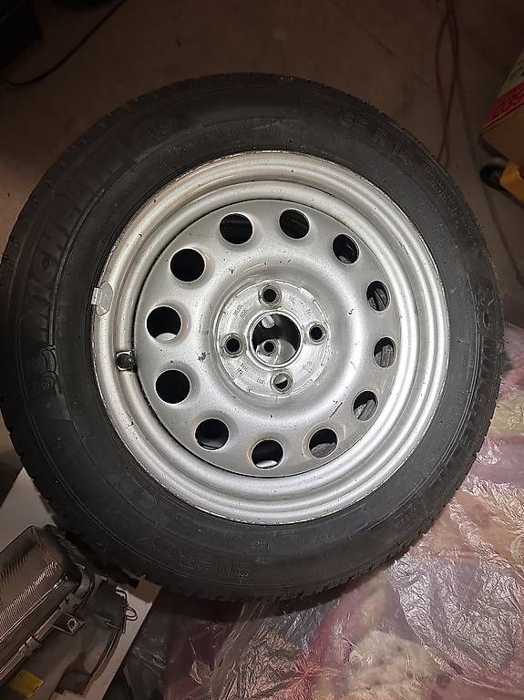 Volkswagen Pneus & Kompletträder: VW Golf 2 Original Sommerräder 175/65/14 – Gebraucht aus Bern von bieter-1