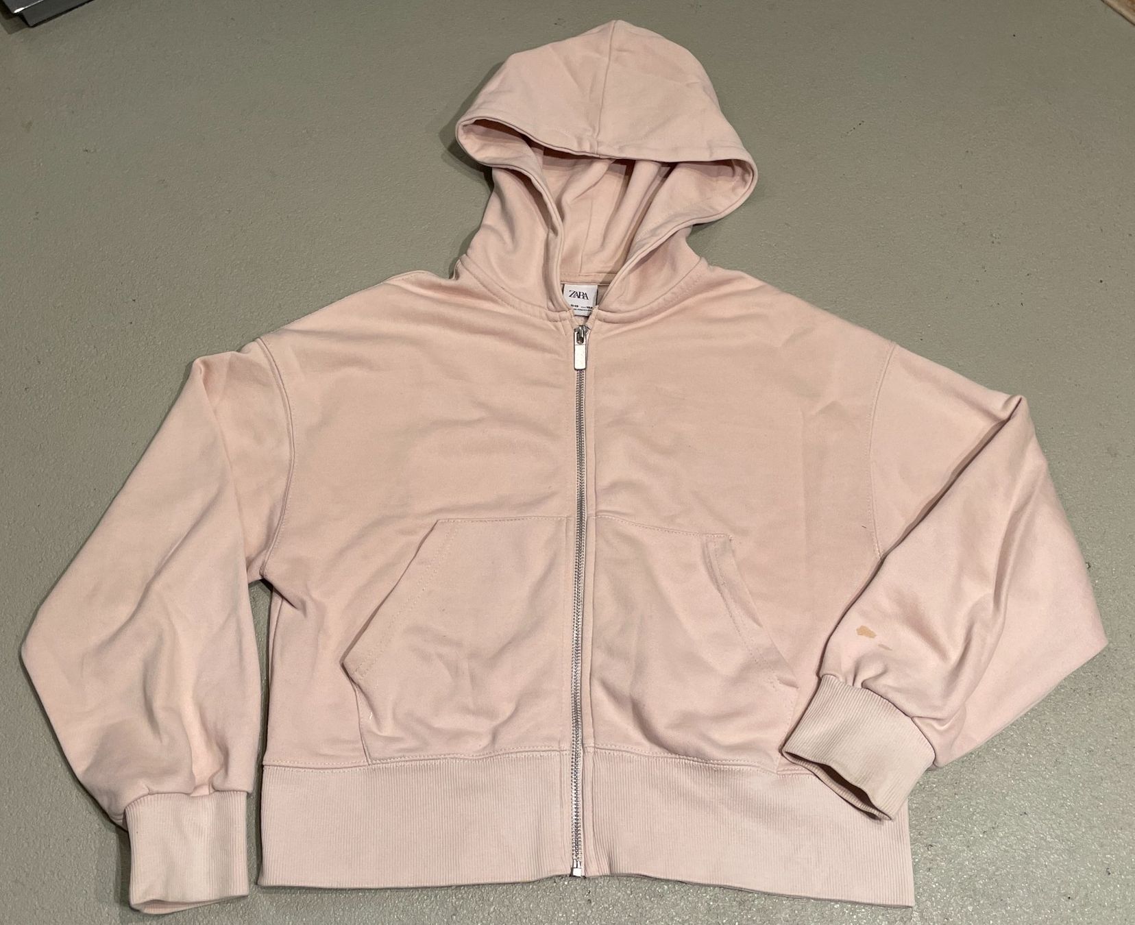 Zara Lotti & Set di vestiti: 6 schöne Oberteile Gr. 152 – Usato da Neuendorf venduto da Knopfi 2