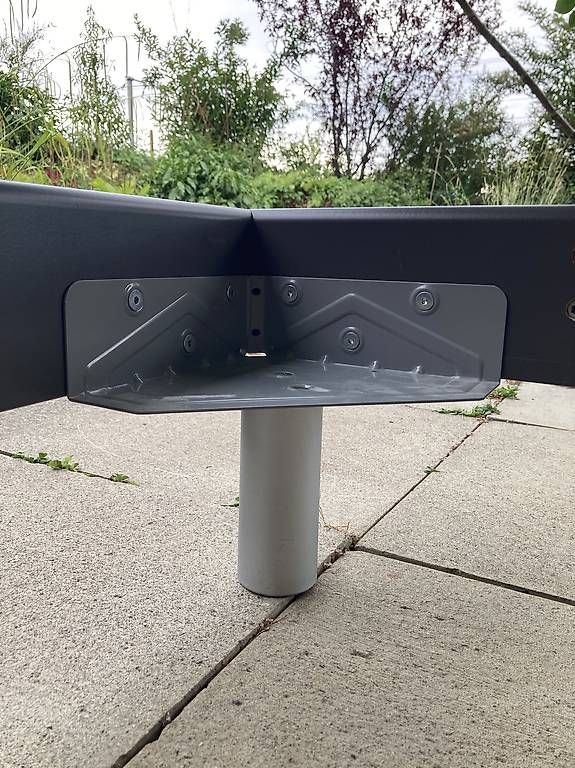 Betten: Bettrahmen 180x200: stabil & praktisch – Gebraucht aus Urdorf von Rose.14 4