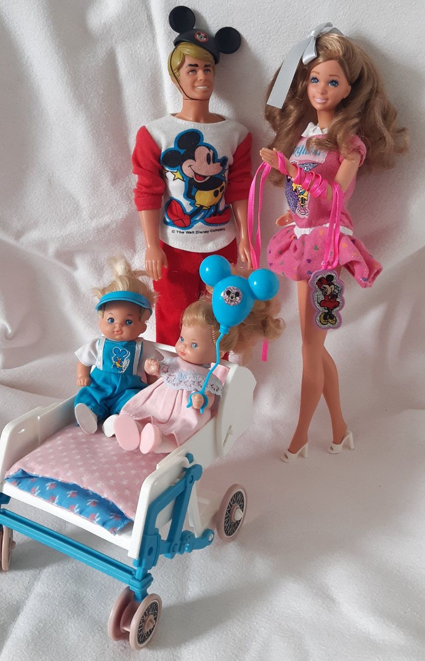 Barbie, Ken & Kinder "Heart Family"-Konvolut mit Kinderwagen (Gebraucht) in  Emmenbrcke fr CHF 40  mit Lieferung auf Ricardo kaufen